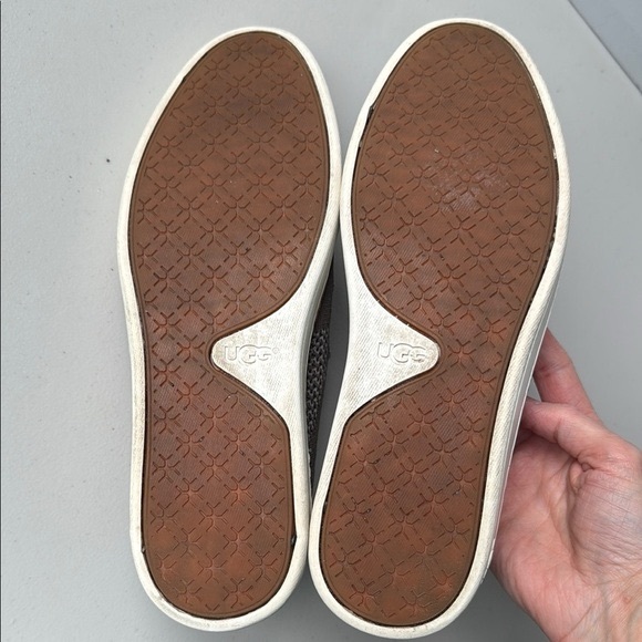 UGG Army Green Sammy Slip-On Shoes - Picture 12 of 16